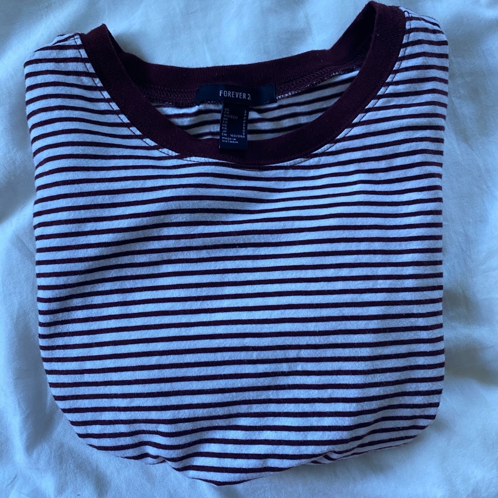 Long sleeve cropped top